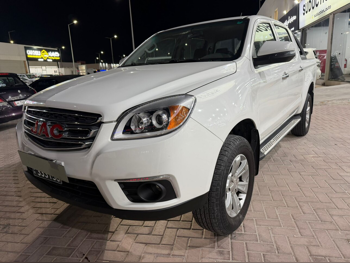 جــاك موتورز  تي 6  2022  عادي  40,000 كم  4 سلندر  دفع رباعي  بيكب  أبيض