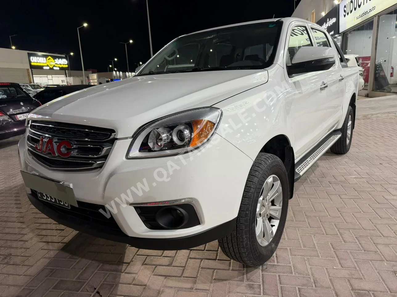 جــاك موتورز  تي 6  2022  عادي  40,000 كم  4 سلندر  دفع رباعي  بيكب  أبيض