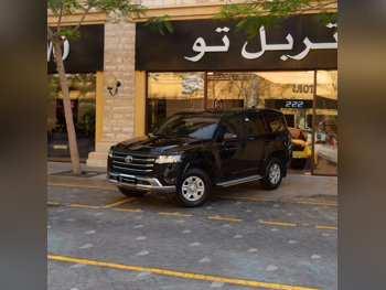Toyota  Land Cruiser  GX  2025  Automatic  17,320 Km  6 Cylinder  Four Wheel Drive (4WD)  SUV  Black  With Warranty