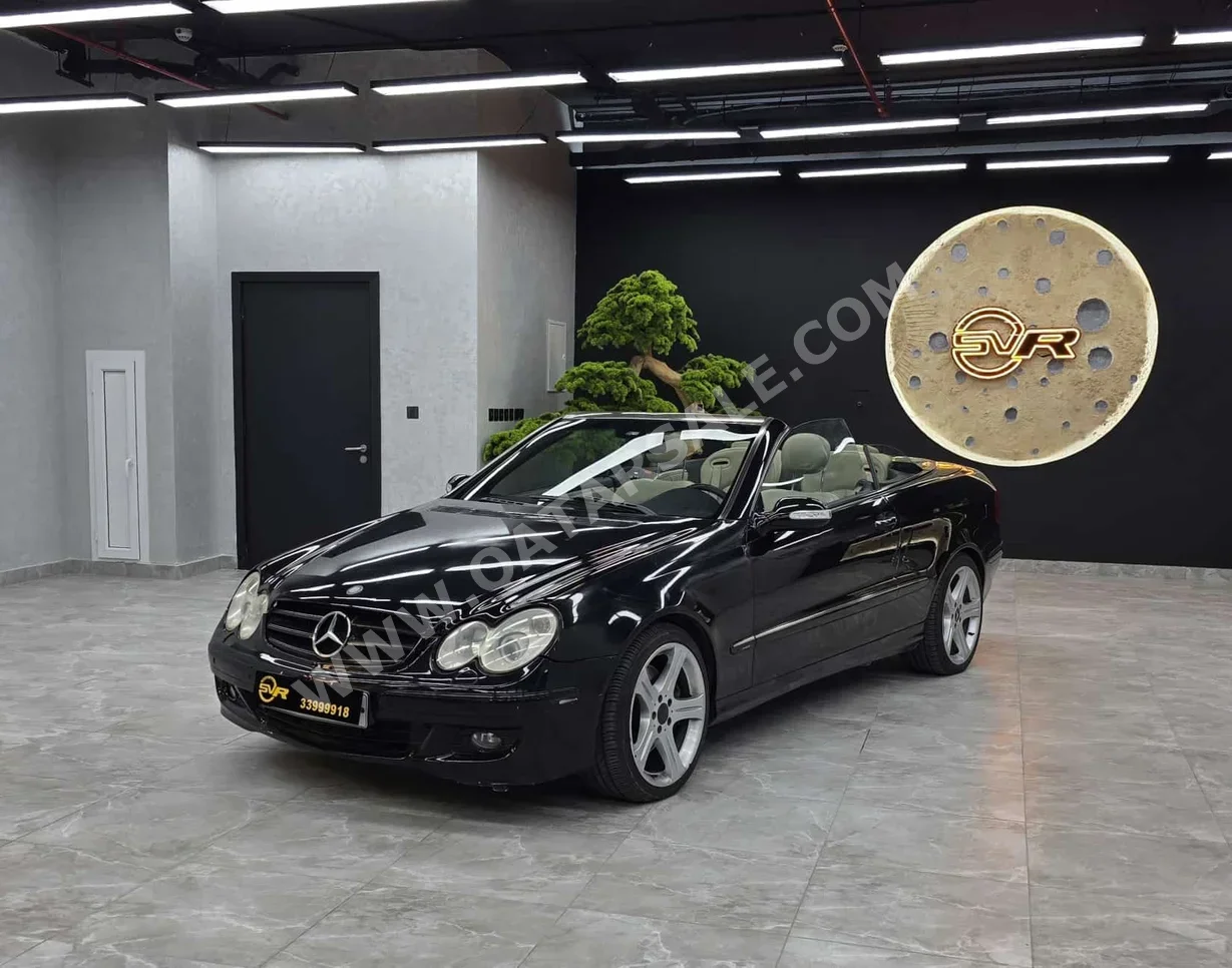 Mercedes-Benz  CLK  200  2008  Automatic  114,000 Km  6 Cylinder  Rear Wheel Drive (RWD)  Convertible  Black