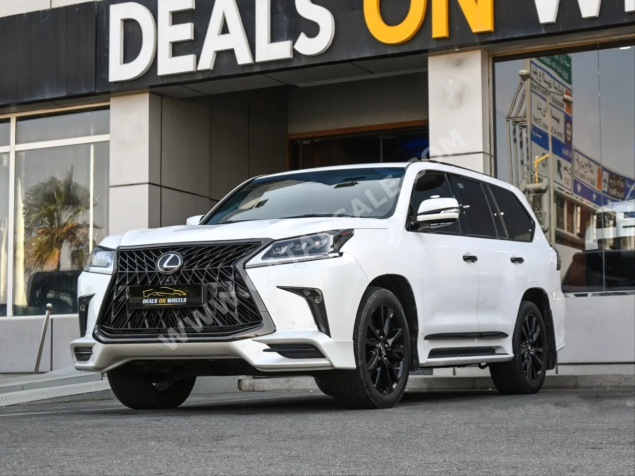 Lexus  LX  570 S Black Edition  2021  Automatic  118,000 Km  8 Cylinder  Four Wheel Drive (4WD)  SUV  White