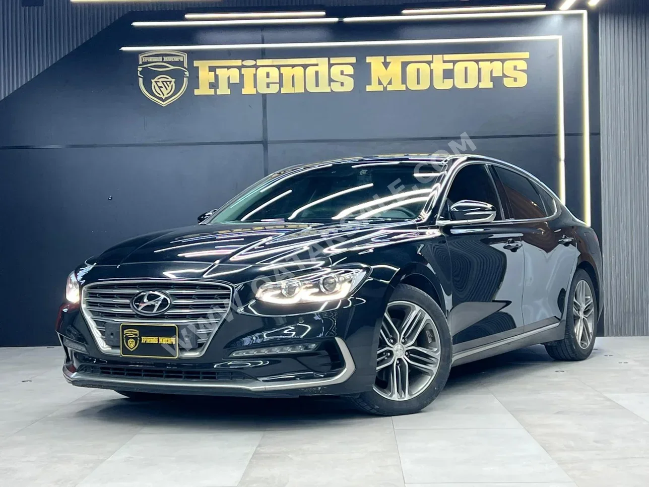 هيونداي  ازيرا  جراندير  2018  اوتوماتيك  193,000 كم  4 سلندر  دفع خلفي  سيدان  أسود