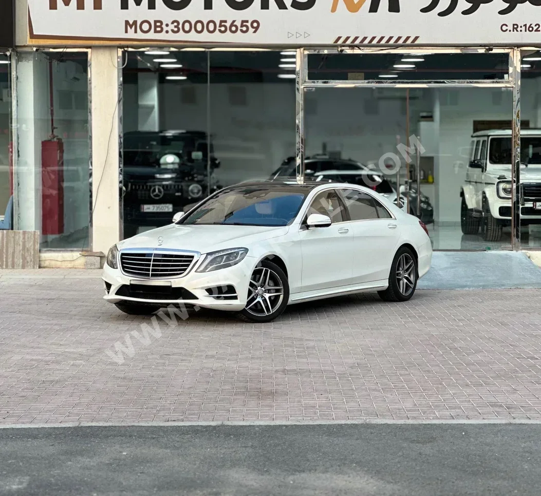 مرسيدس - بنز  اس - كلاس  500  2015  اوتوماتيك  130,000 كم  8 سلندر  دفع خلفي  سيدان  أبيض
