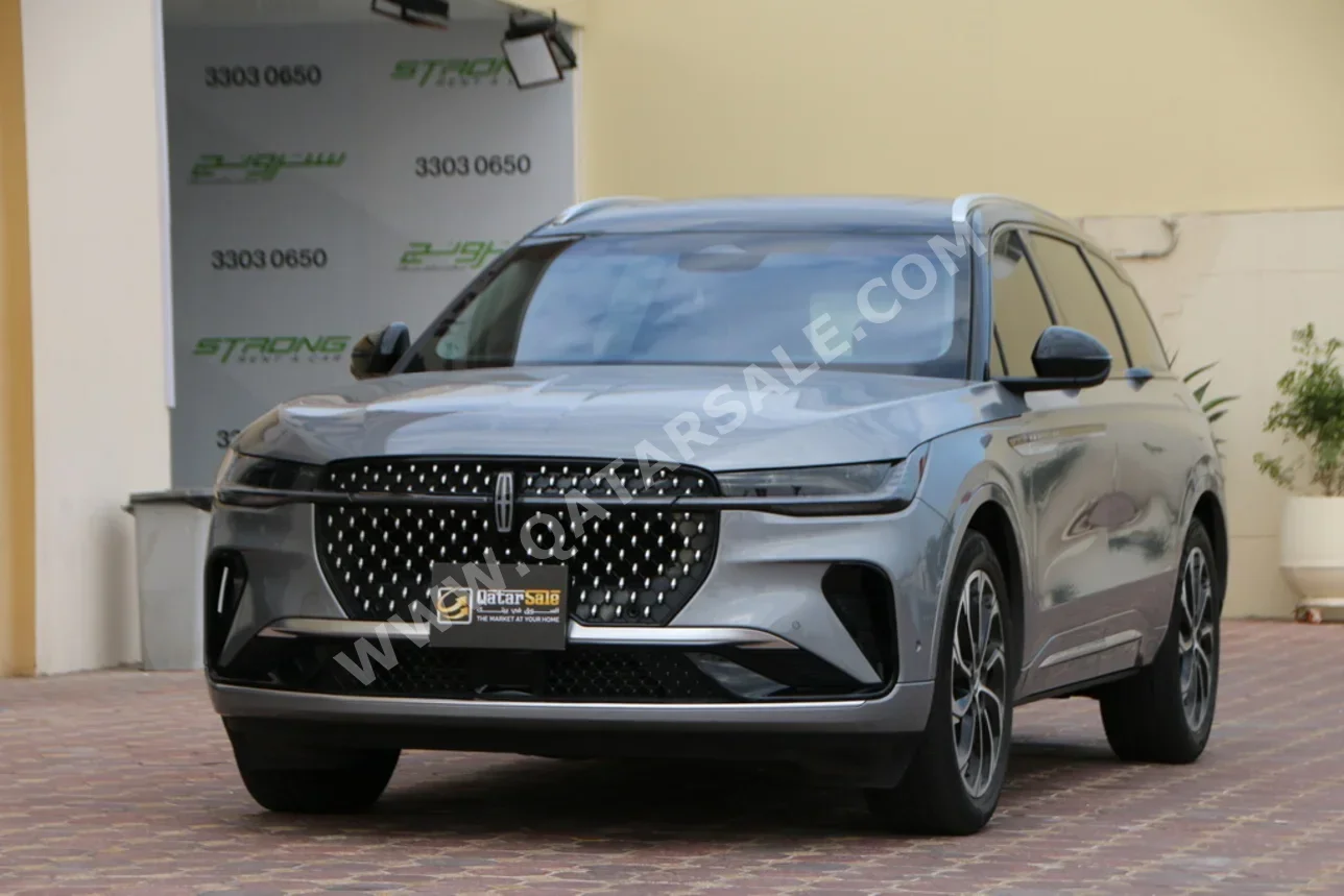 Lincoln  Nautilus  Turbo 2.7  2024  Automatic  34,000 Km  4 Cylinder  Four Wheel Drive (4WD)  SUV  Gray  With Warranty