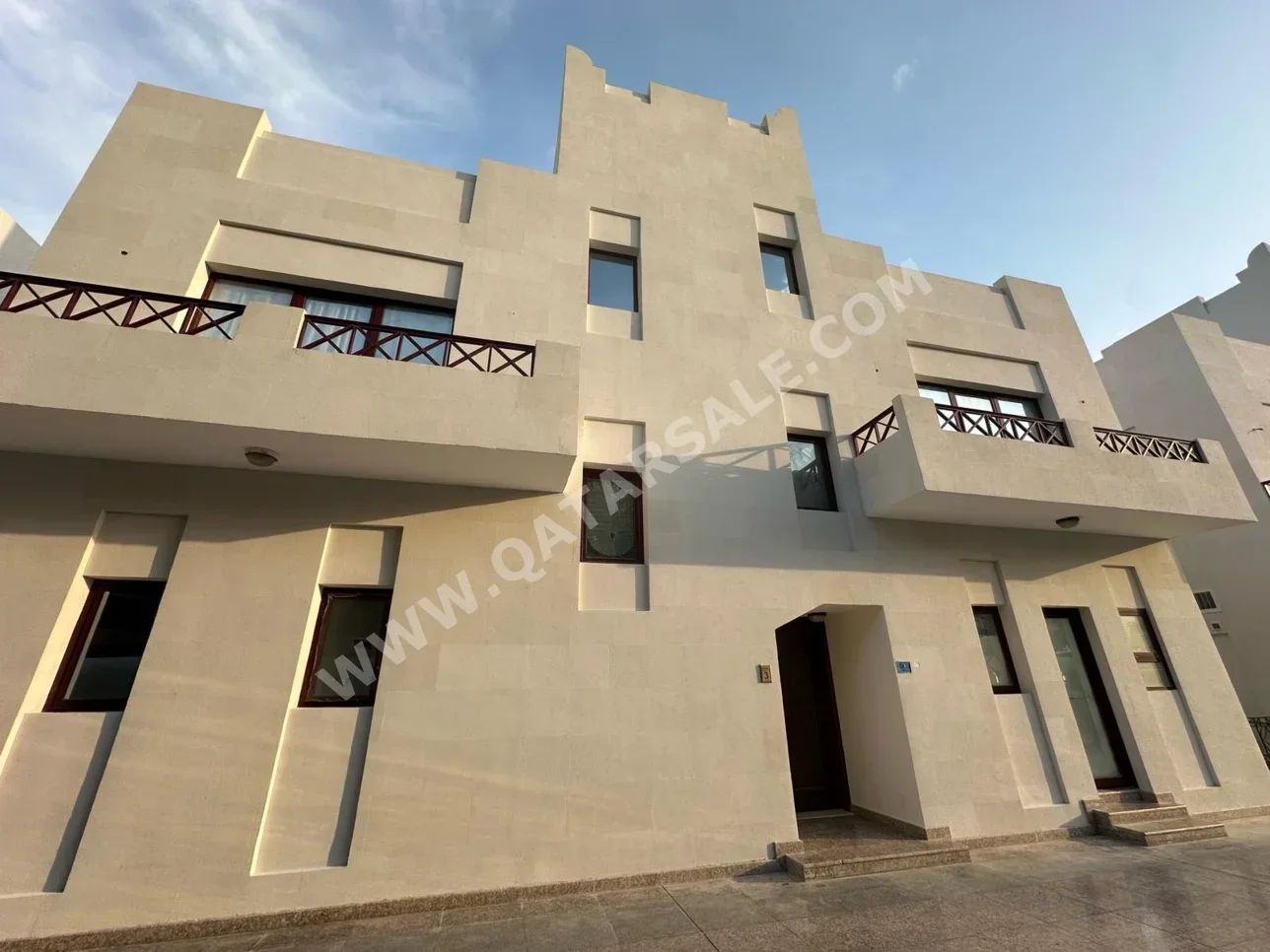Compound  - Not Furnished  - Doha  - West Bay Lagoon  - 5 Bedrooms
