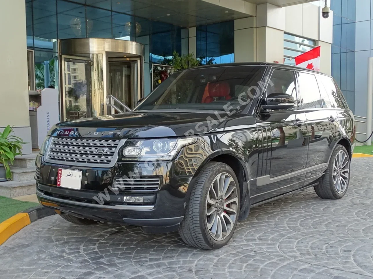 Land Rover  Range Rover  Vogue  Autobiography  2013  Automatic  195,000 Km  8 Cylinder  Four Wheel Drive (4WD)  SUV  Black