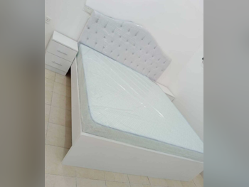 Beds - Lifestyle  - Queen  - White  - Mattress Included  - With Bedside Table