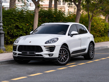 Porsche  Macan  S  2015  Automatic  70,000 Km  6 Cylinder  Four Wheel Drive (4WD)  SUV  White  With Warranty