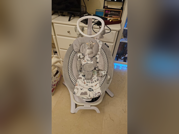 Baby seat / Bouncers and Swings