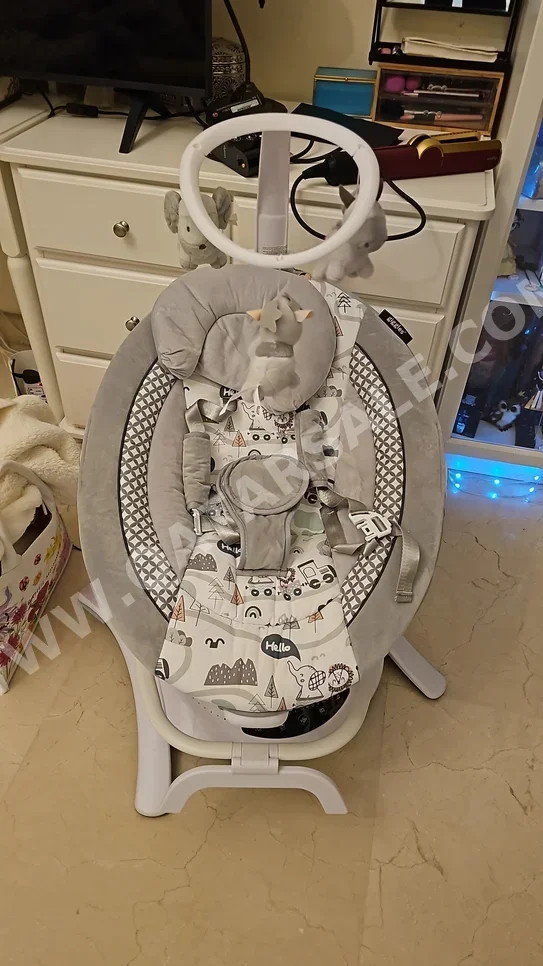 Baby seat / Bouncers and Swings