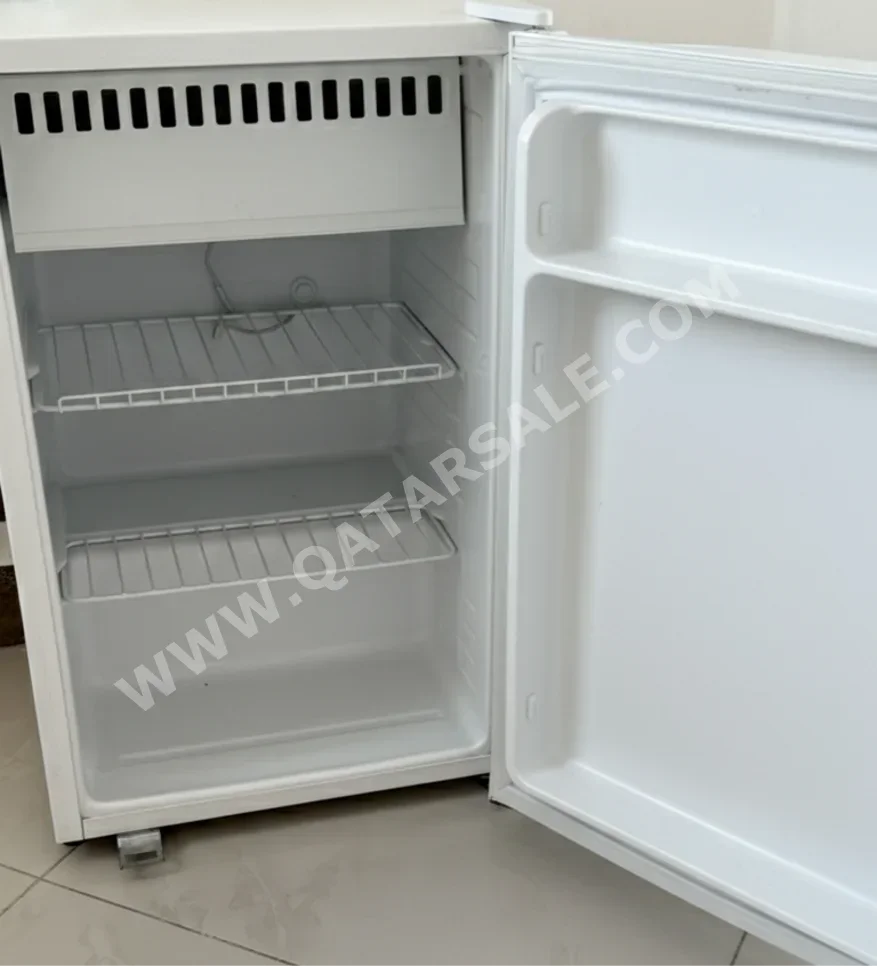 DAEWOO  Classic Refrigerator  - White