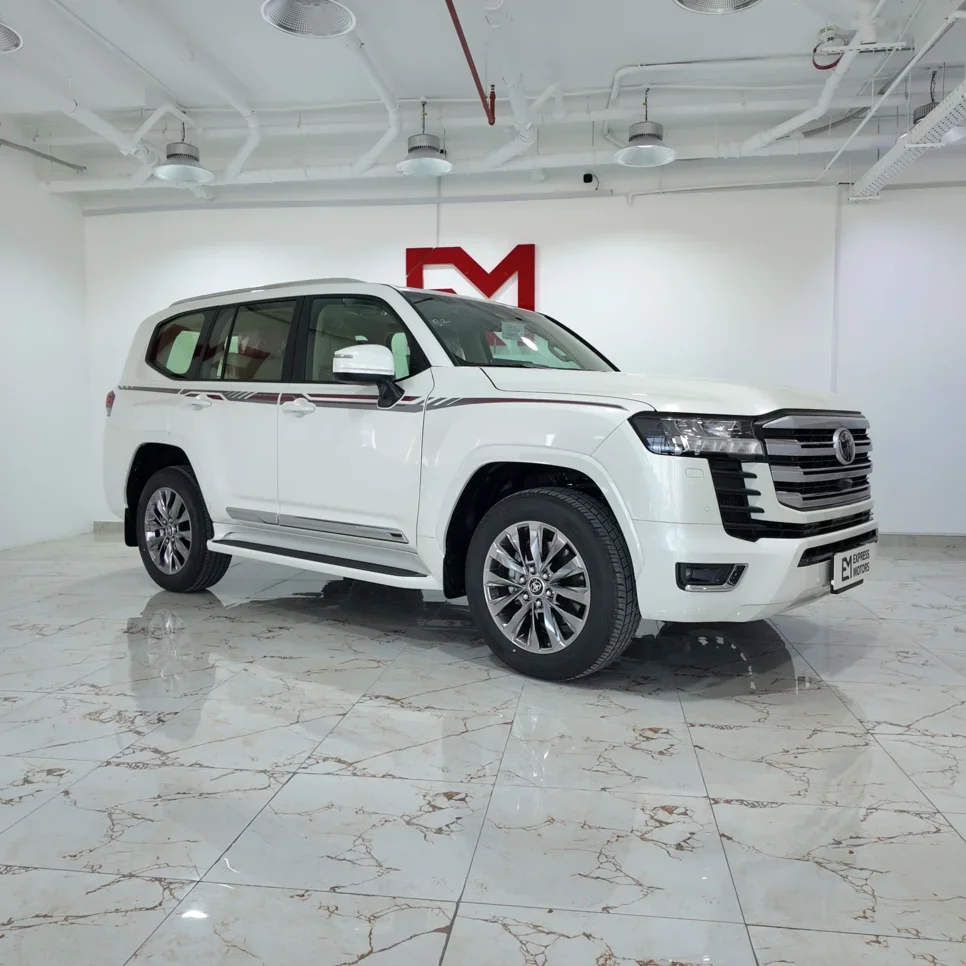 Toyota  Land Cruiser  GXR Twin Turbo  2025  Automatic  0 Km  6 Cylinder  Four Wheel Drive (4WD)  SUV  White  With Warranty