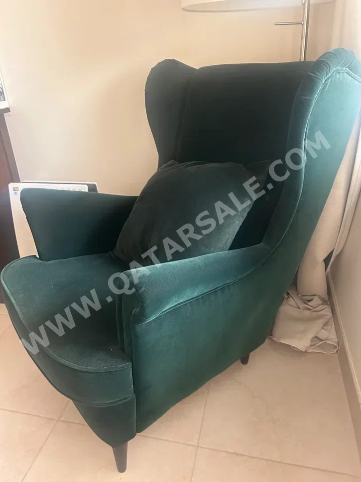 الأرائك والكنب والكراسي كرسي بذراعين  - مخمل  - أخضر