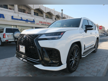 Lexus  LX  700 h  2025  Automatic  1,000 Km  6 Cylinder  Four Wheel Drive (4WD)  SUV  White  With Warranty