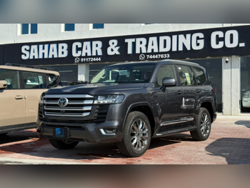 تويوتا  لاند كروزر  جي اكس ار توين توربو  2026  اوتوماتيك  0 كم  6 سلندر  دفع رباعي  اس يو في  رمادي  تحت الضمان