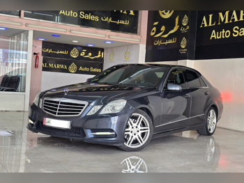 Mercedes-Benz  E-Class  300  2013  Automatic  143,000 Km  6 Cylinder  Rear Wheel Drive (RWD)  Sedan  Blue