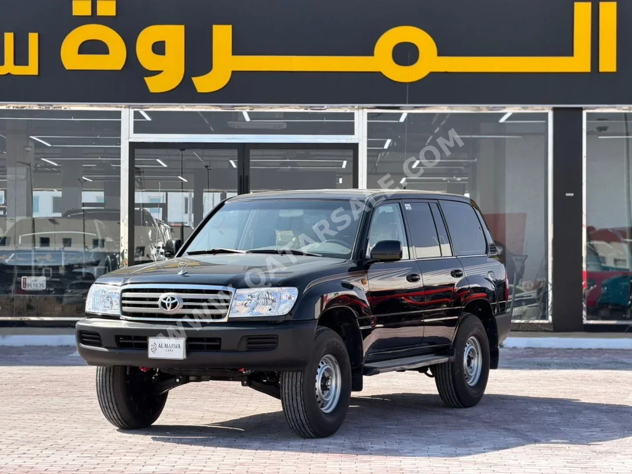 تويوتا  لاند كروزر  جي اكس  2007  عادي  200,000 كم  6 سلندر  دفع رباعي  اس يو في  أسود