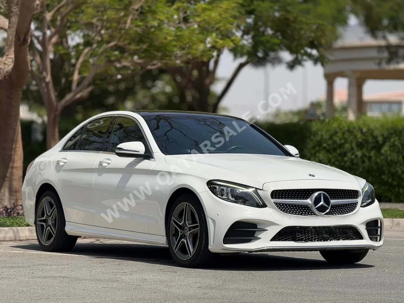 Mercedes-Benz  C-Class  200  2020  Automatic  133,000 Km  4 Cylinder  Rear Wheel Drive (RWD)  Sedan  White