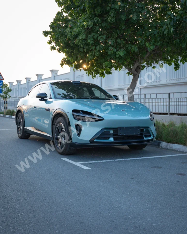 شاومي  واي يو 7  بايس  2025  اوتوماتيك  0 كم  0 سلندر  دفع كلي مستمر  اس يو في  ازرق  تحت الضمان