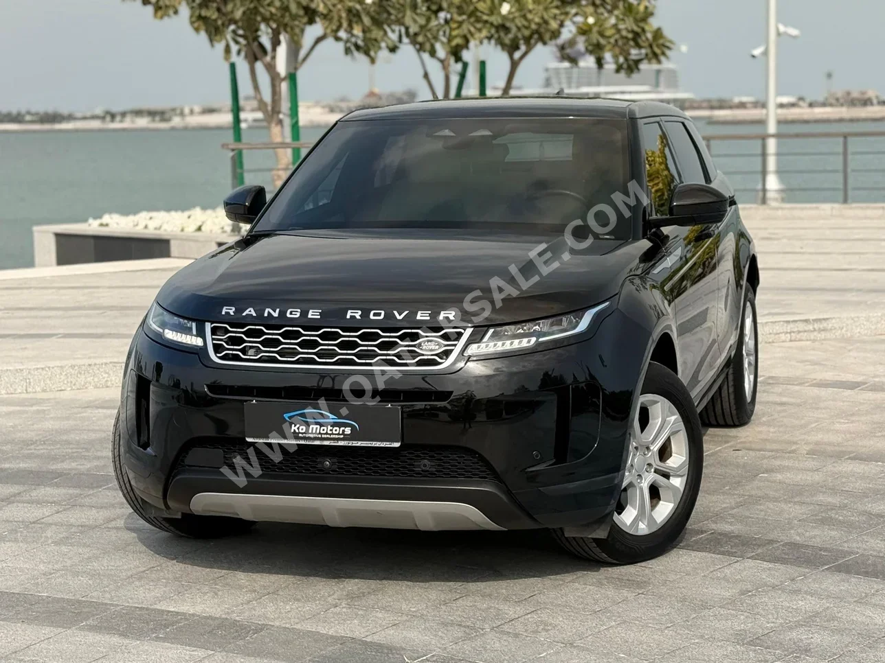 Land Rover  Evoque  2021  Automatic  49,900 Km  4 Cylinder  Four Wheel Drive (4WD)  SUV  Black  With Warranty