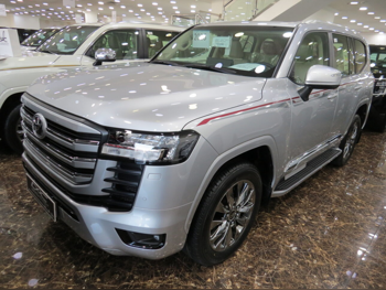 Toyota  Land Cruiser  GXR Twin Turbo  2026  Automatic  0 Km  6 Cylinder  Four Wheel Drive (4WD)  SUV  Silver  With Warranty