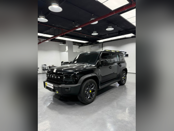 Jetour  T2  Luxury  2025  Automatic  18,000 Km  4 Cylinder  Four Wheel Drive (4WD)  SUV  Black  With Warranty