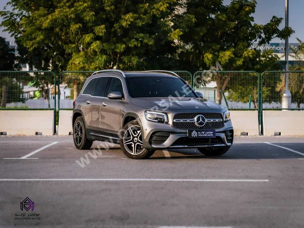 مرسيدس - بنز  جي ال بي  250  2023  اوتوماتيك  62,000 كم  4 سلندر  دفع رباعي  اس يو في  رمادي  تحت الضمان