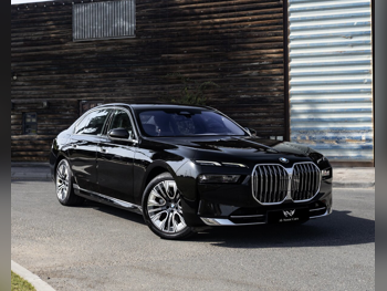 بي ام دبليو  الفئة - السابعة  735 اي  2023  اوتوماتيك  55,000 كم  4 سلندر  دفع خلفي  سيدان  أسود  تحت الضمان