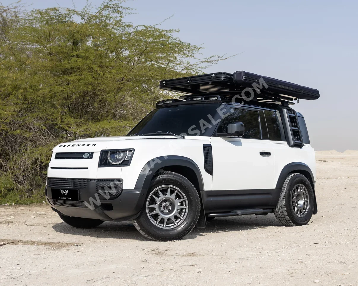 Land Rover  Defender  90  2024  Automatic  11,000 Km  4 Cylinder  Four Wheel Drive (4WD)  SUV  White  With Warranty