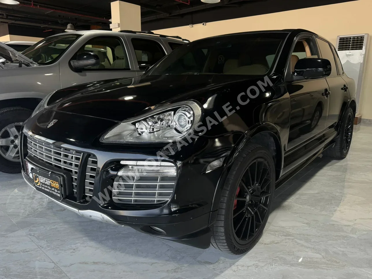 Porsche Cayenne GTS 2012 Automatic 172,000 Km 8 Cylinder Four Wheel Drive (4WD) SUV Black