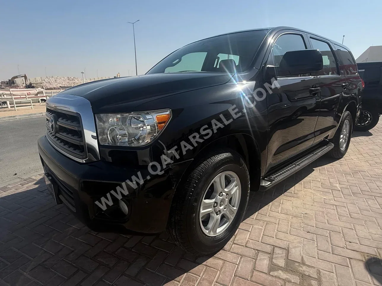 Toyota  Sequoia  SR5  2012  Automatic  248,000 Km  8 Cylinder  Four Wheel Drive (4WD)  SUV  Black
