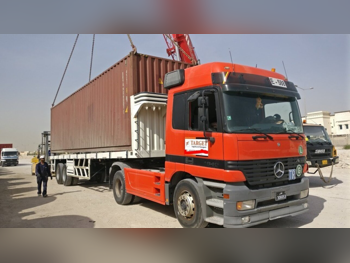 شاحنات مرسيدس اكتروس - اللون برتقالي 2003