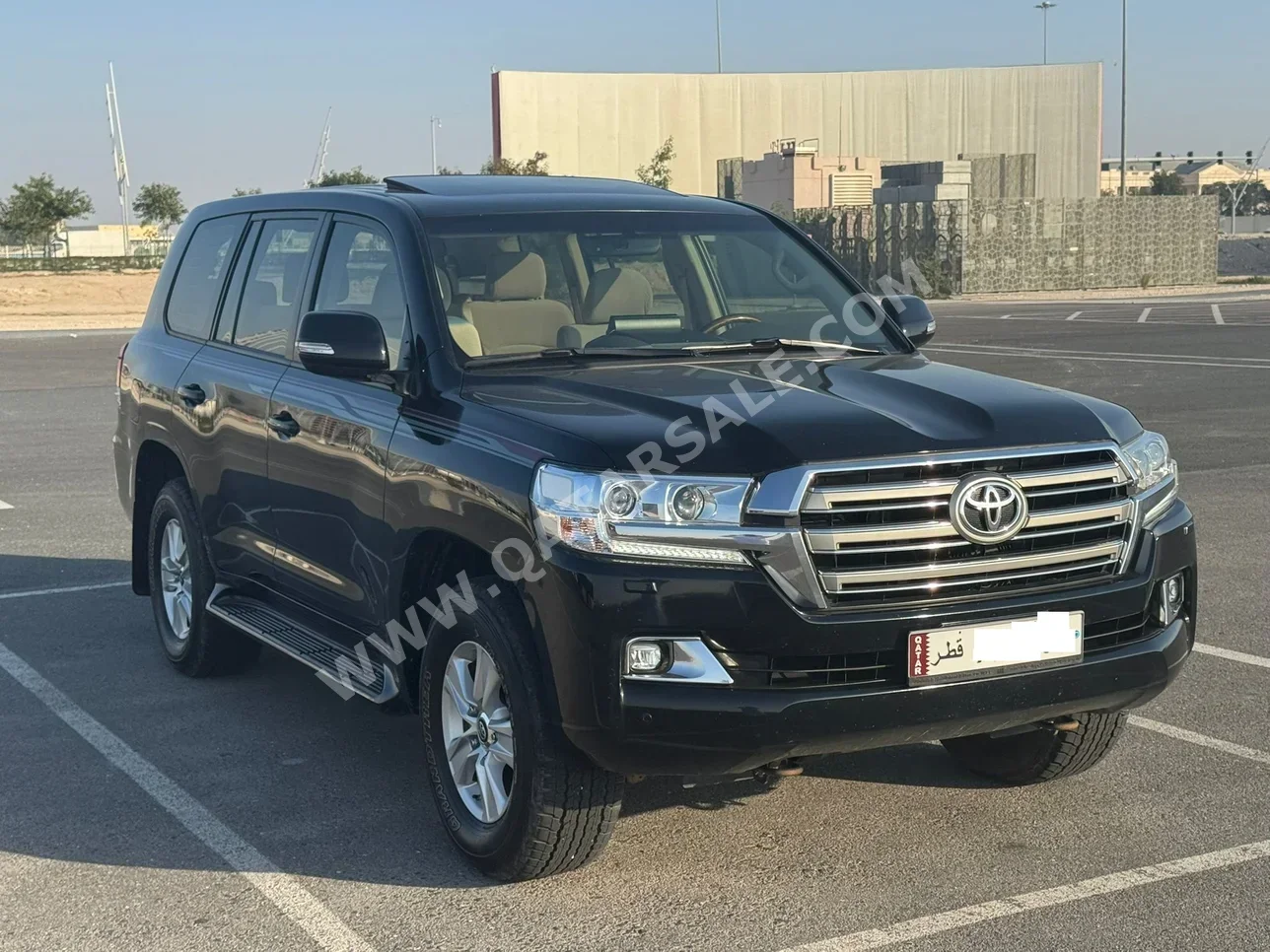 Toyota  Land Cruiser  GXR  2018  Automatic  160,000 Km  6 Cylinder  Four Wheel Drive (4WD)  SUV  Black