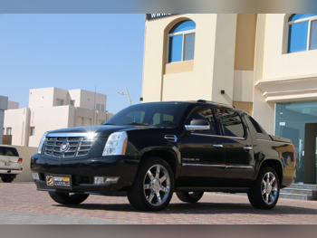Cadillac  Escalade  EXT  2012  Automatic  168,000 Km  8 Cylinder  Four Wheel Drive (4WD)  Pick Up  Black