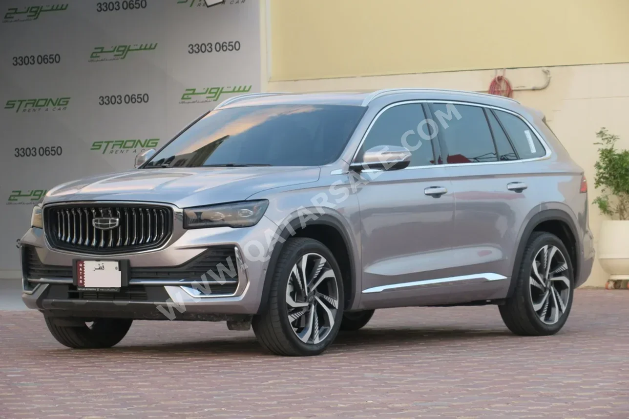 Geely Monjaro 2025 Automatic 33,000 Km 4 Cylinder Four Wheel Drive (4WD) SUV Silver With Warranty