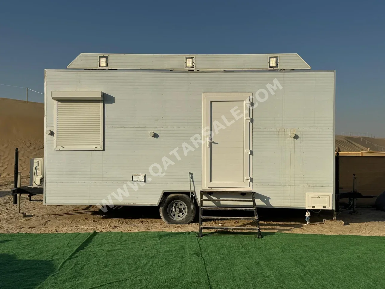 بورتا كابين مع مطبخ و حمام