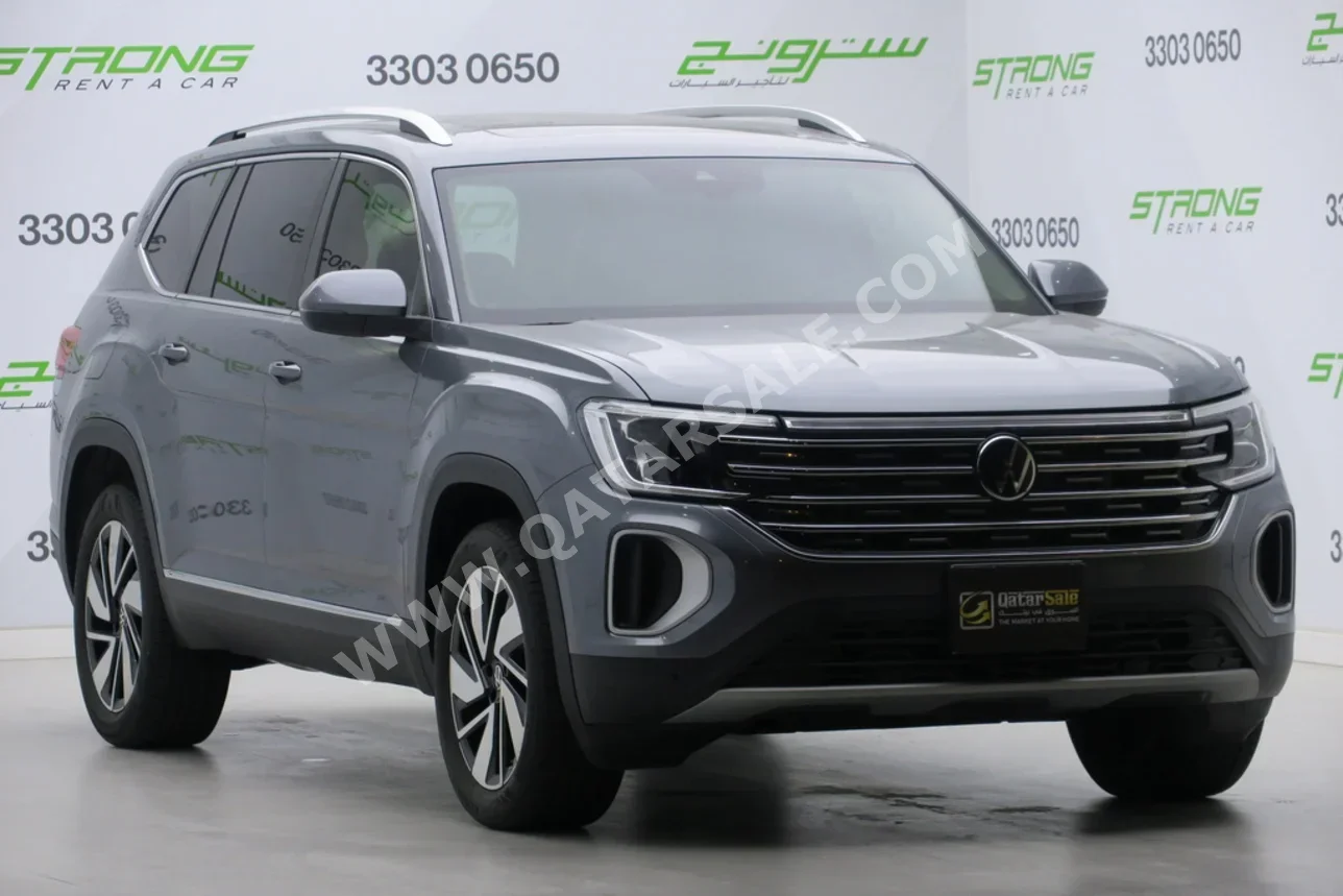 Volkswagen  Teramont  Comfortline  2024  Automatic  28,000 Km  6 Cylinder  Four Wheel Drive (4WD)  SUV  Gray  With Warranty