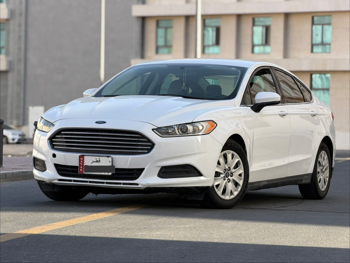 فورد  فيوشن  2014  تبترونك  168,000 كم  4 سلندر  سيدان  أبيض