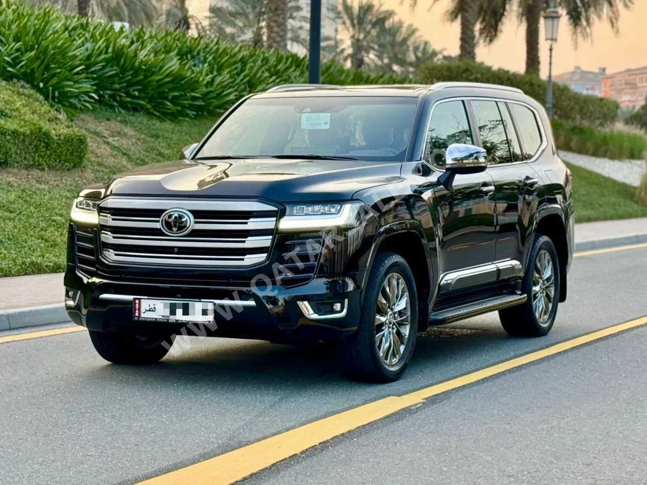 Toyota  Land Cruiser  VXR Twin Turbo  2024  Automatic  67,000 Km  6 Cylinder  Four Wheel Drive (4WD)  SUV  Black  With Warranty