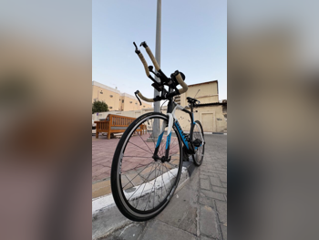 - جيانت بايك  - صغير (15-17 بوصة)  - أزرق