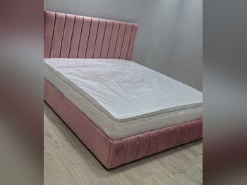 الأسّرة - لايف ستايل  - كينج  - زهري  - متضمنة المرتبة