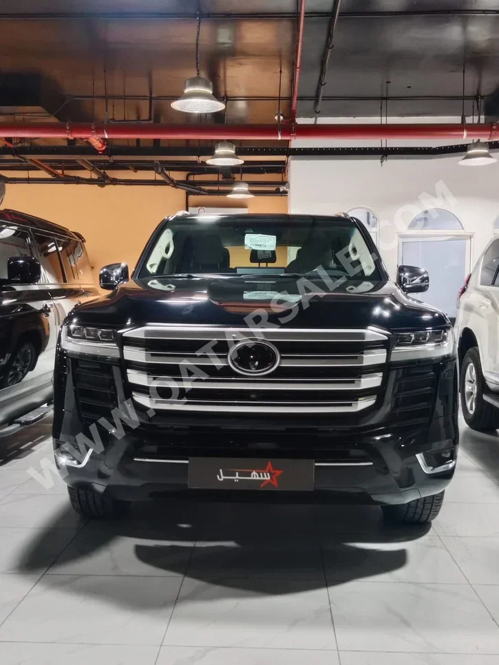 تويوتا  لاند كروزر  في اكس ار توين توربو  2023  اوتوماتيك  81,000 كم  6 سلندر  دفع رباعي  اس يو في  أسود  تحت الضمان