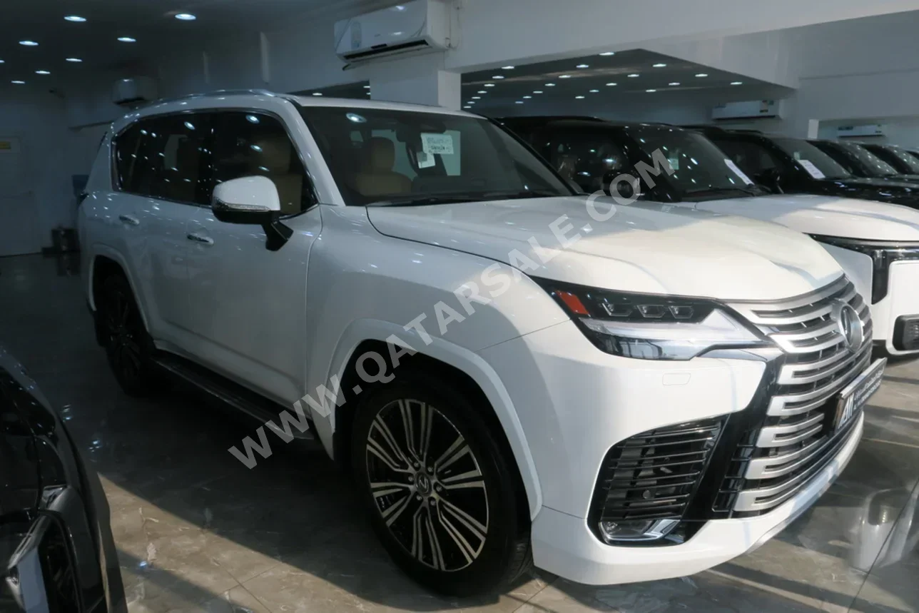 Lexus LX 600 Luxury 2025 Automatic 15,000 Km 6 Cylinder Four Wheel Drive (4WD) SUV White With Warranty