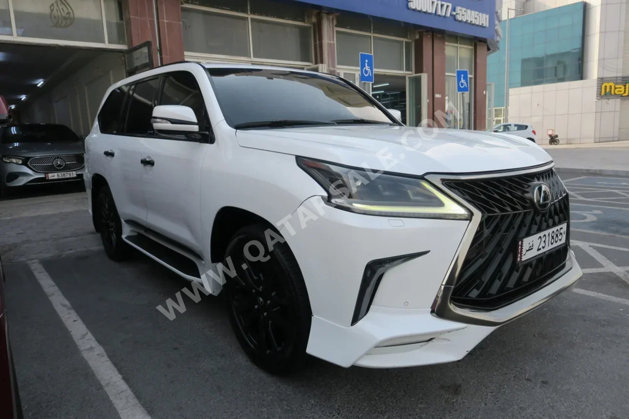 لكزس  ال اكس  570  2017  اوتوماتيك  224,000 كم  8 سلندر  دفع رباعي  اس يو في  أبيض