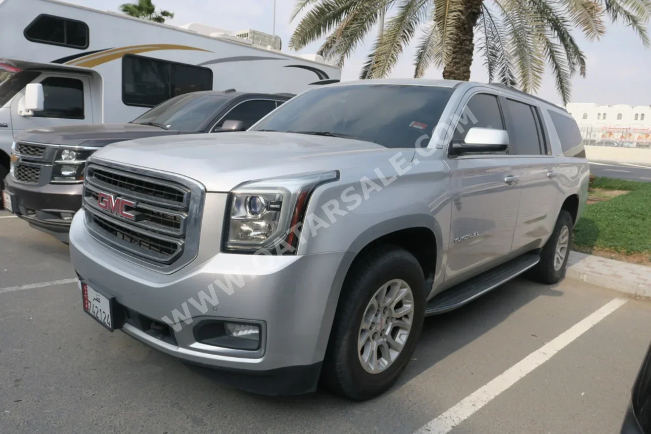 جي ام سي  يوكون  اكس إل  2017  اوتوماتيك  200,000 كم  8 سلندر  دفع رباعي  اس يو في  فضي