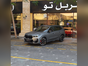 بي ام دبليو  الفئة - اكس  اكس 1  2025  اوتوماتيك  7,100 كم  4 سلندر  دفع رباعي  اس يو في  رمادي مطفي  تحت الضمان