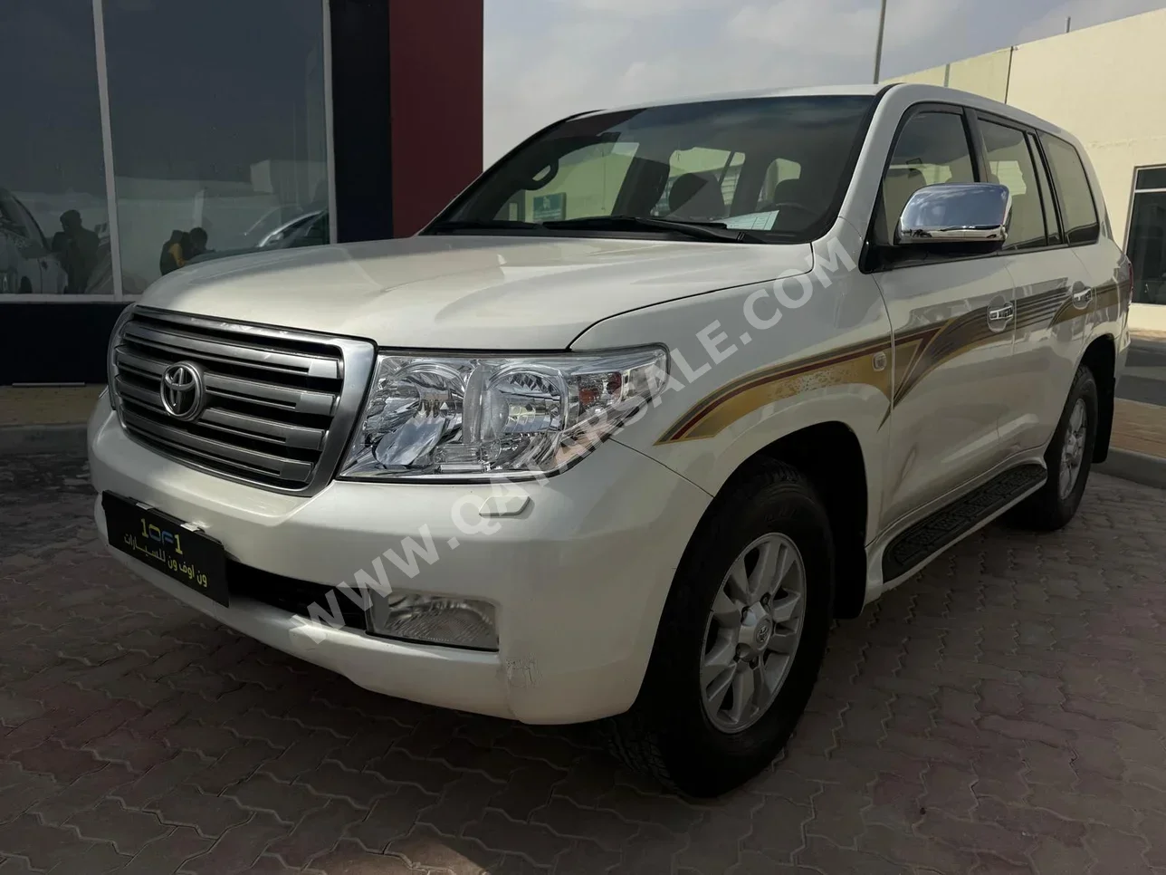 تويوتا لاند كروزر جي اكس ار 2010 اوتوماتيك 388,000 كم 6 سلندر دفع رباعي اس يو في أبيض