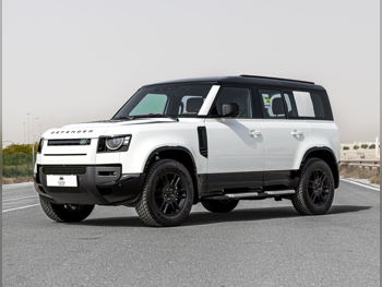 لاند روفر ديفيندر 4 سلندر إس يو في 4 في 4 أبيض 2026