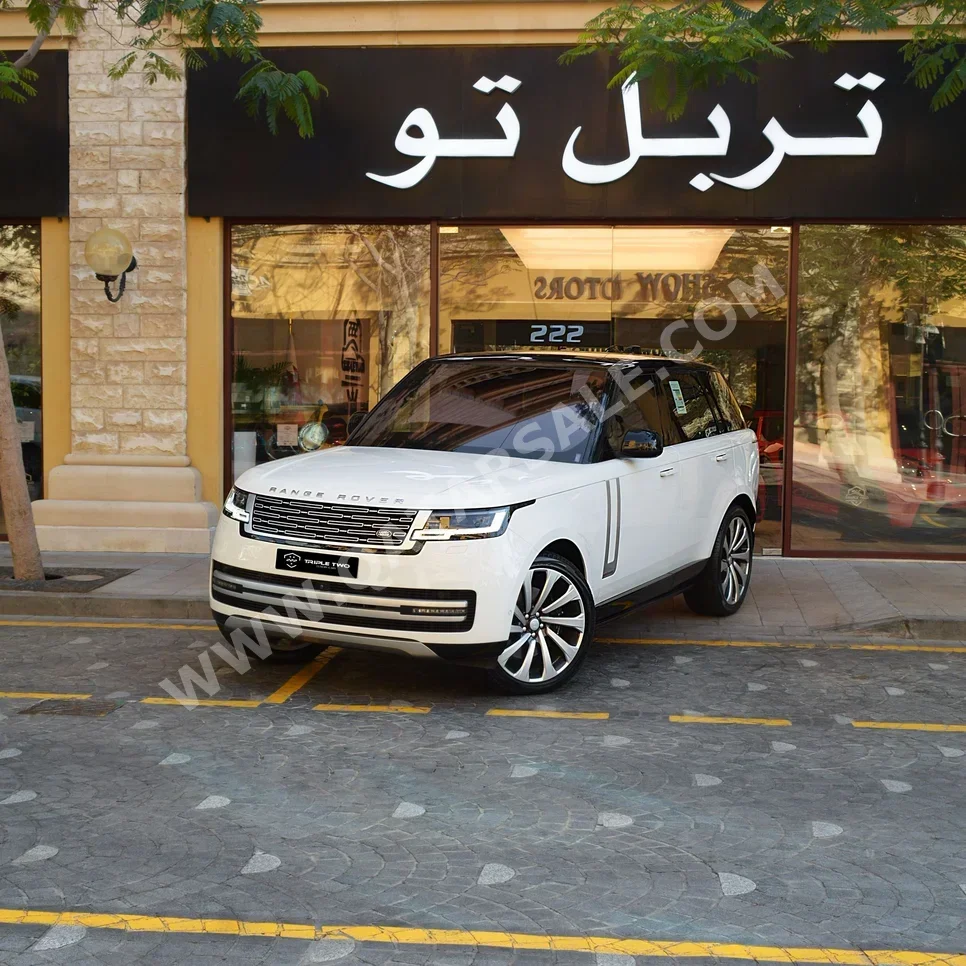 لاند روفر  رنج روفر  فوج اوتوبايوغرافي  2023  اوتوماتيك  49,550 كم  8 سلندر  دفع رباعي  اس يو في  أبيض  تحت الضمان