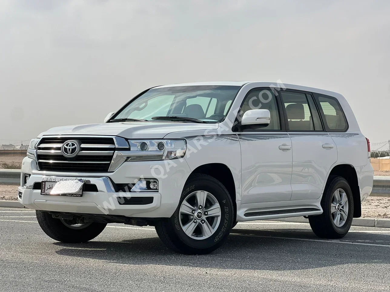 تويوتا لاند كروزر جي اكس ار 2019 اوتوماتيك 163,000 كم 6 سلندر دفع رباعي اس يو في أبيض